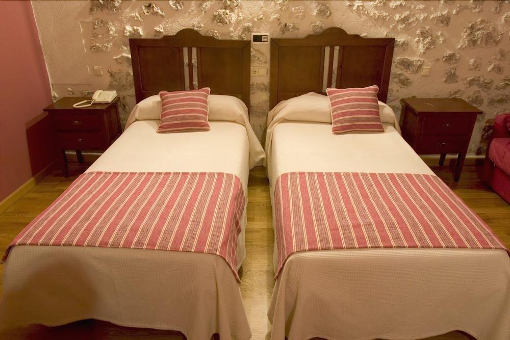 Hotel El Rincon à Cuéllar Extérieur photo