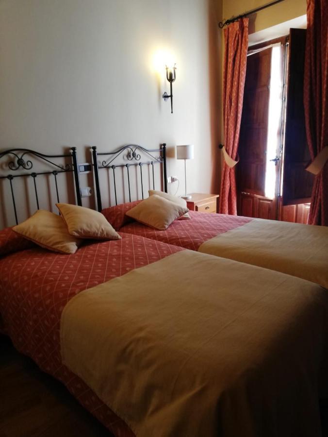 Hotel El Rincon à Cuéllar Extérieur photo